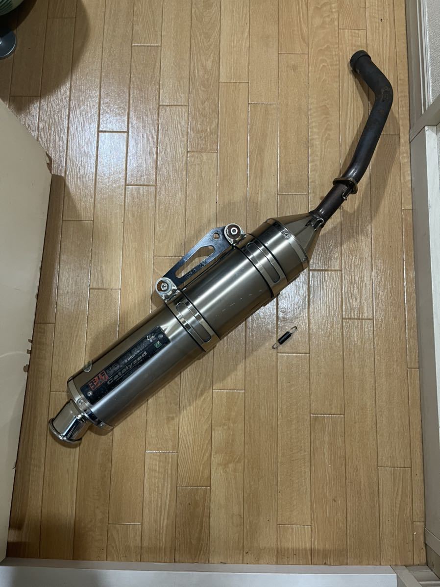 えぬわい　　　ホンダ　フォルツァ　MF08用　　ヨシムラマフラー MF08 フォルツァ X/Z サイクロン ヨシムラ マフラー 04年 えぬわい