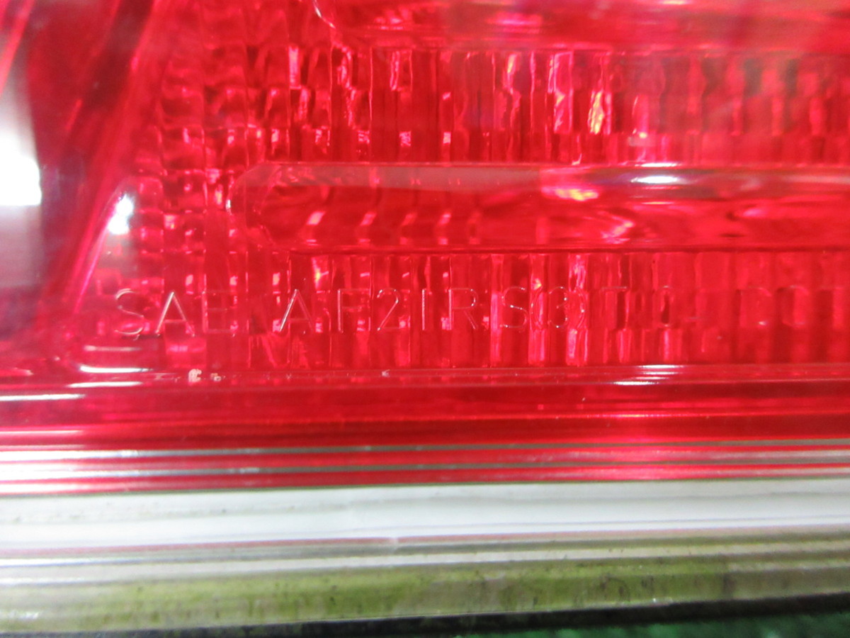 マセラティ クアトロポルテ GH-MQP 右 テールランプ テールライト  