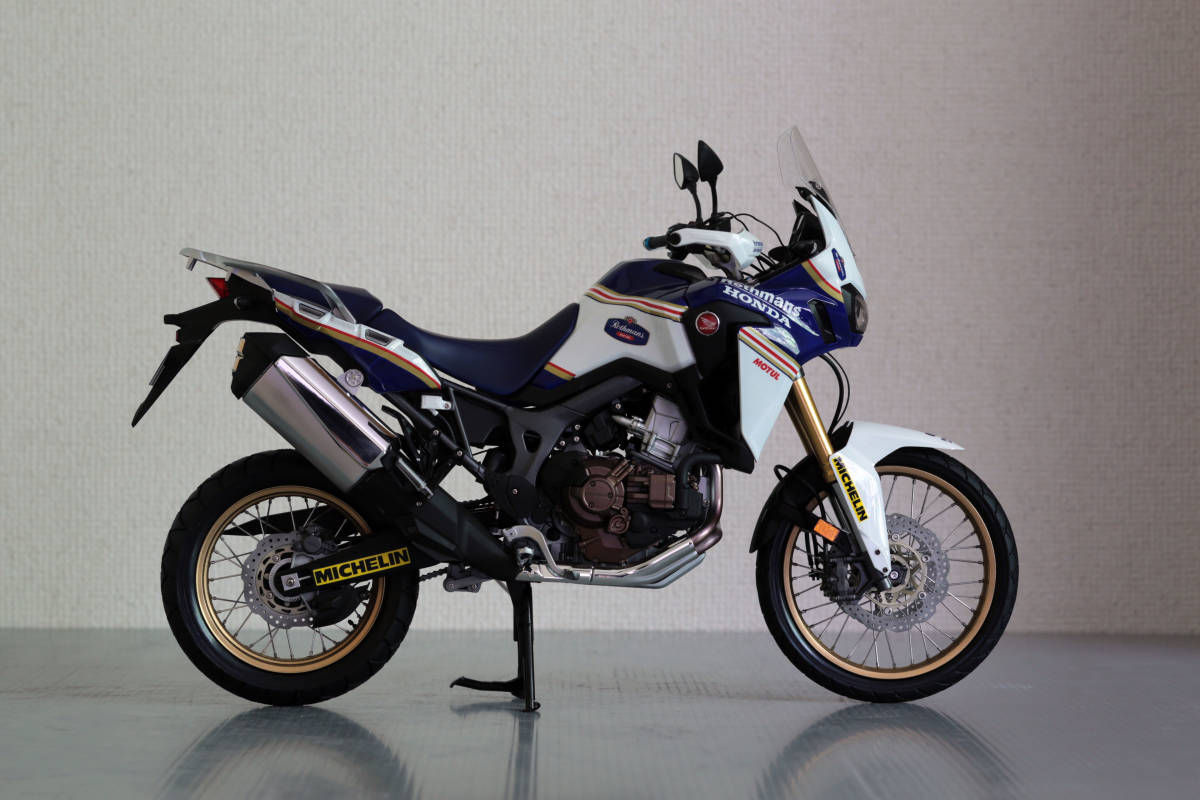 【定番人気，人気SALE】 タミヤ 1/6 ホンダ CRF1000Lアフリカツイン ロスマンズ パリダカ風外装完成品(完成品)｜売買されたオークション情報、yahooの商品情報をアーカイブ公開 - オークファン 完成品