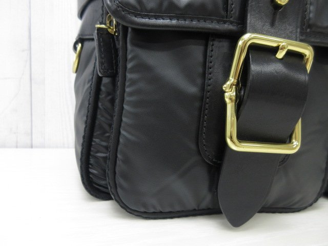 WORLD ハンティングワールド 極美品 HUNTING 極美品HUNTING ショルダー