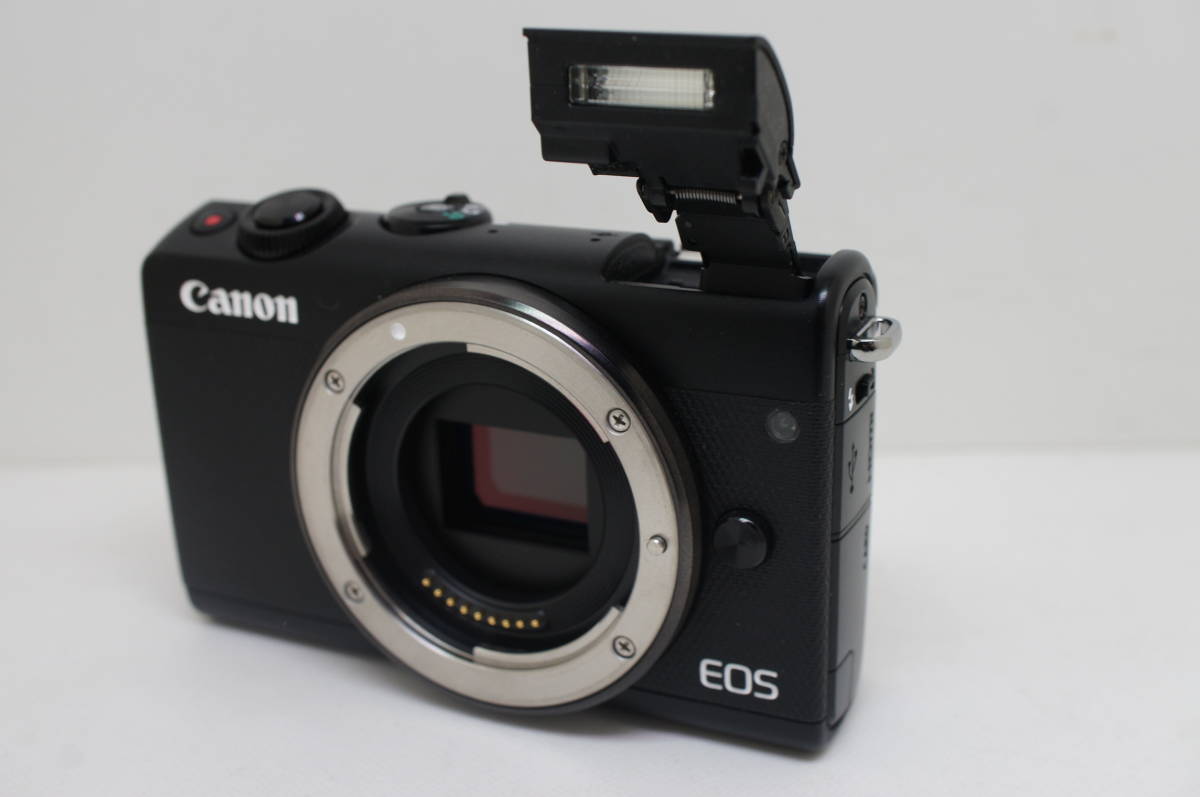 ☆中古美品☆Canon EOS M100（ブラック） ダブルレンズキット（EF-M 15