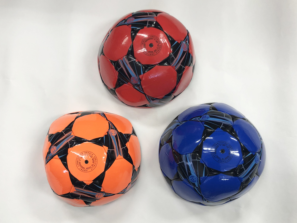 まとめ売り3個 サッカーボール フットサル 練習用 初心者 サッカー ボール 球 フットサルボール 4号級 赤青オレンジ フットサル 売買されたオークション情報 Yahooの商品情報をアーカイブ公開 オークファン Aucfan Com