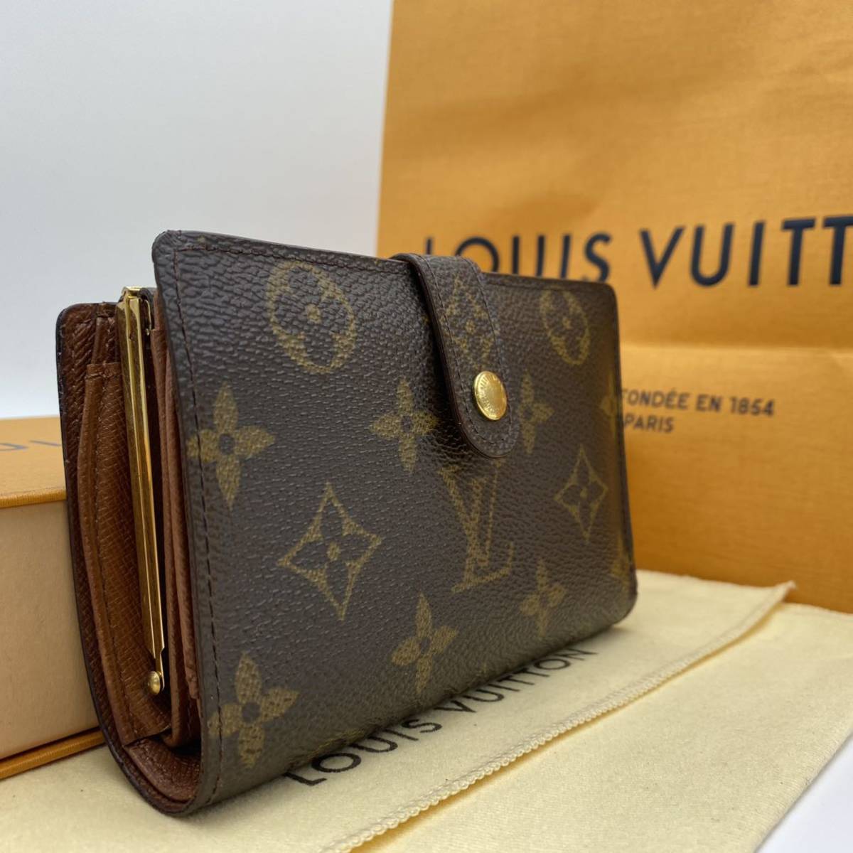 A234【正規品】LOUIS VUITTON ルイヴィトン モノグラム ポルトフォイユ 