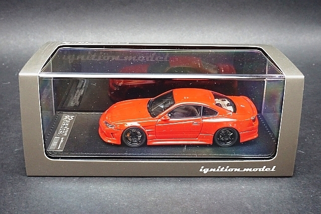 イグニッションモデル1/43 S15 レッド