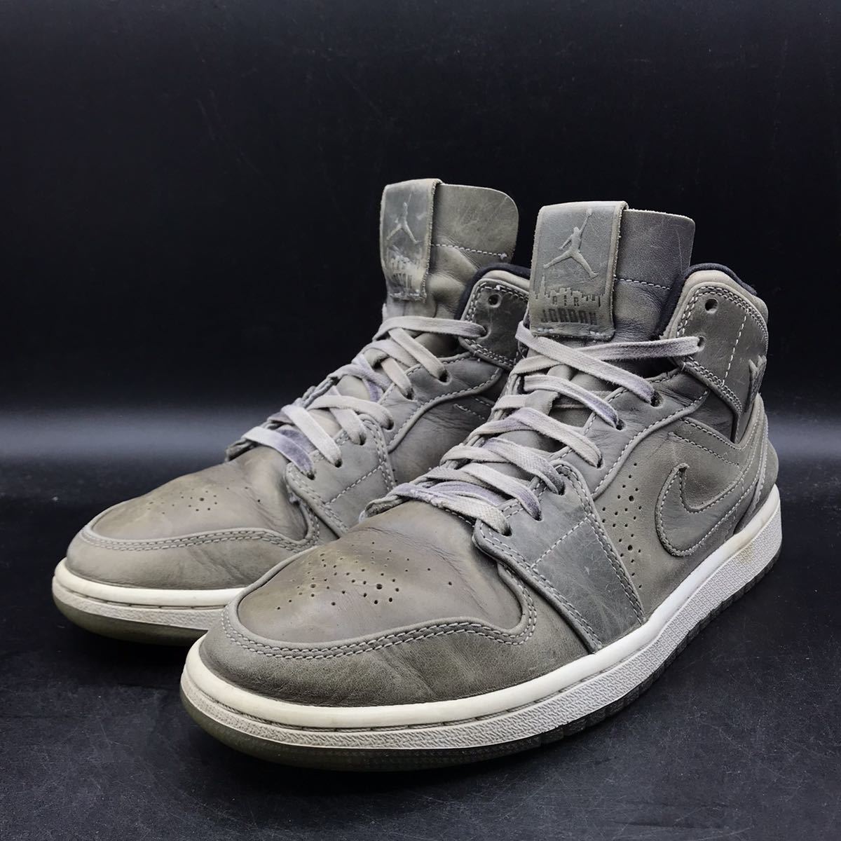 Z14 希少 NIKE ナイキ AIR JORDAN 1 MID エアジョーダン1 ミッド  