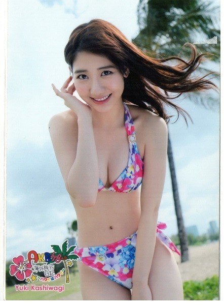 ♪AKB48☆海外旅行日記 ～ハワイはハワイ～ 生写真 水着花柄ビキニ