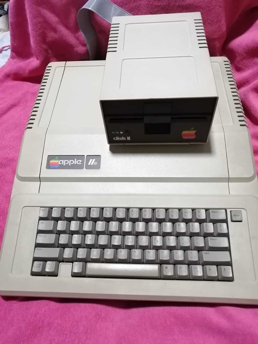 動作品】 Apple IIe 本体＋DISK II Apple Ⅱe元箱有り(Apple II)｜売買
