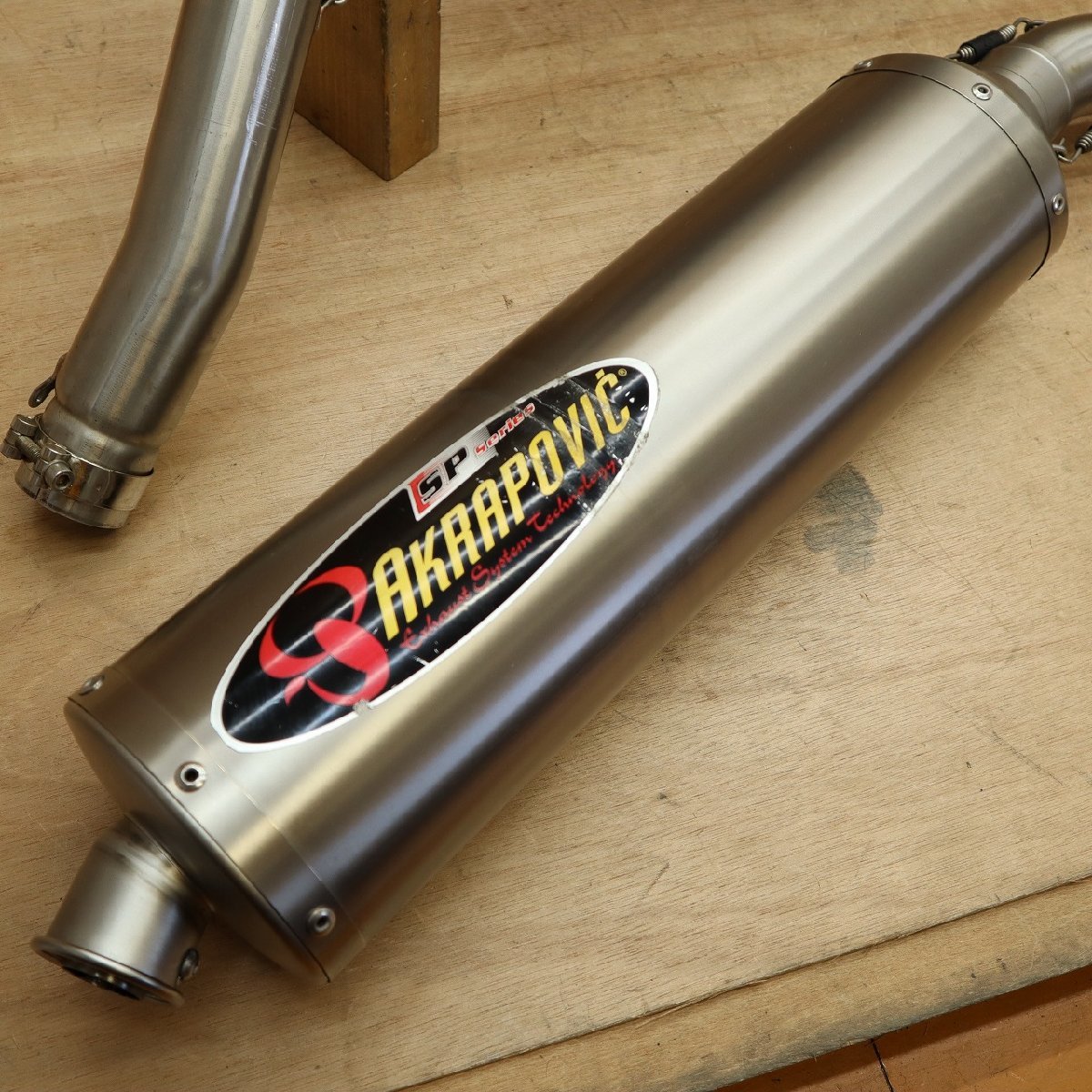 スズキ V-Strom1000/Vストローム AKRAPOVIC/アクラポビッチ スリップ 