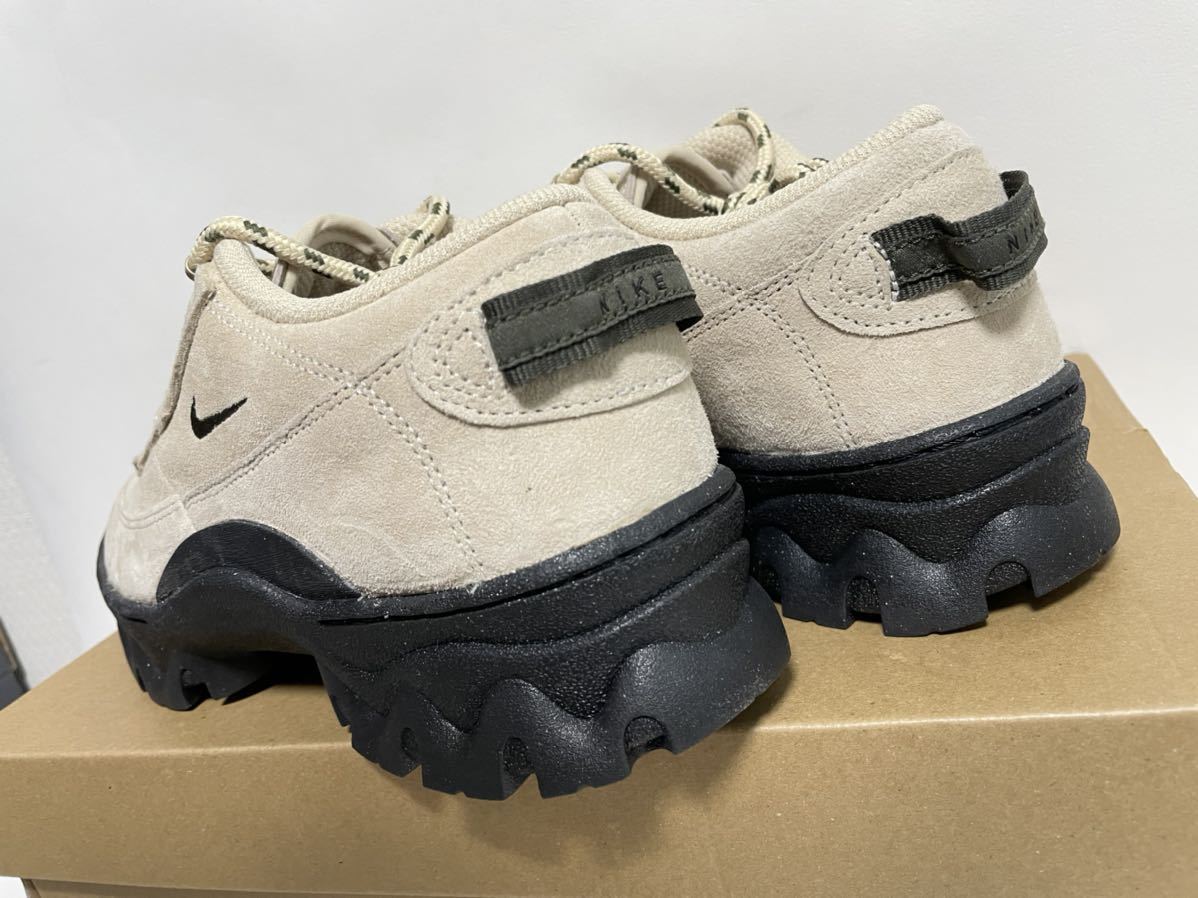送料無料】【新品】24.5㎝ NIKE WMNS LAHAR LOW ナイキ ウィメンズ  