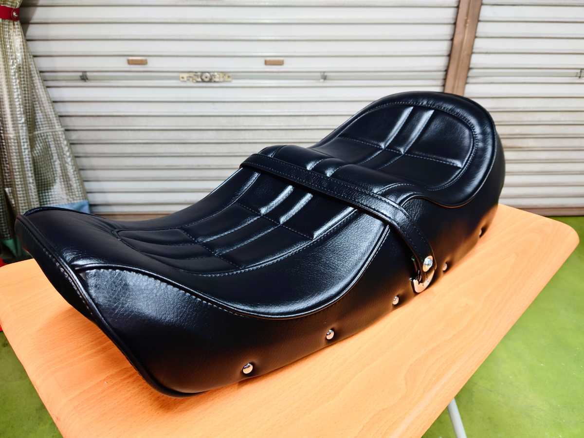 新品! Z1 Z2 純正タイプ ダブルアンコ抜き 段付き カスタムシート 