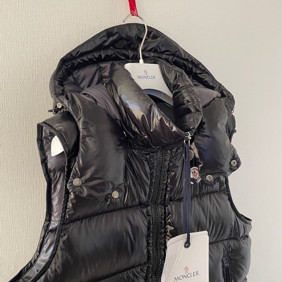 サイズ4本物保証 Moncler BORMES black ダウンベスト 【公式通販】
