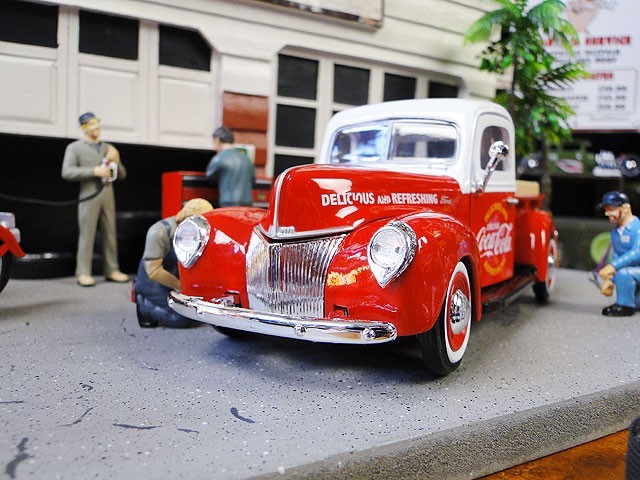 コカ・コーラ 1940年フォード・ピックアップのダイキャストミニカー 1