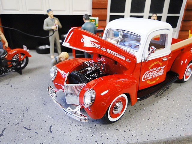 コカ・コーラ 1940年フォード・ピックアップのダイキャストミニカー 1