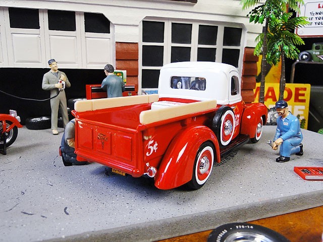 コカ・コーラ 1940年フォード・ピックアップのダイキャストミニカー 1
