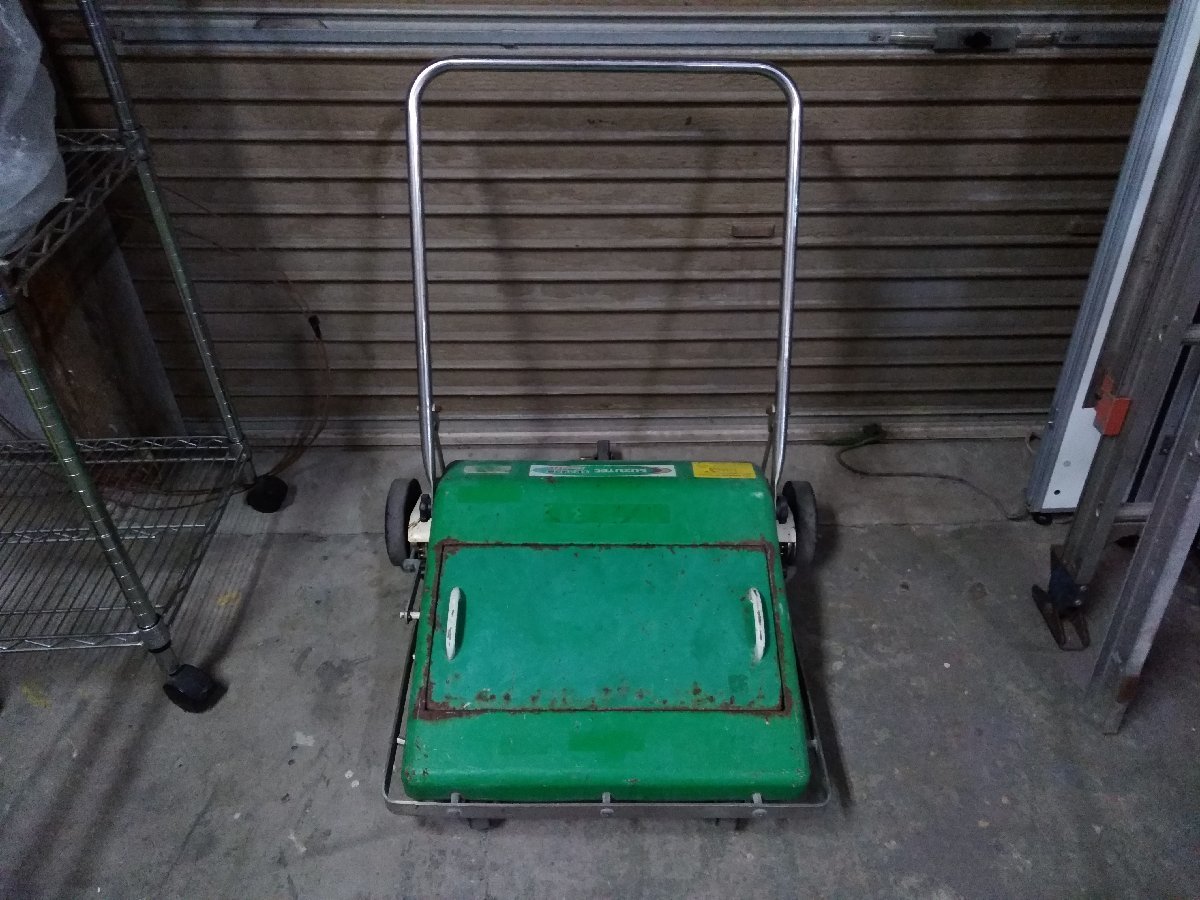 手動式掃除機　ふらっと500 　スィーパー　数台あり FRT-503D ふらっと手動式掃除機 1台 スズテック 【通販モノタロウ】