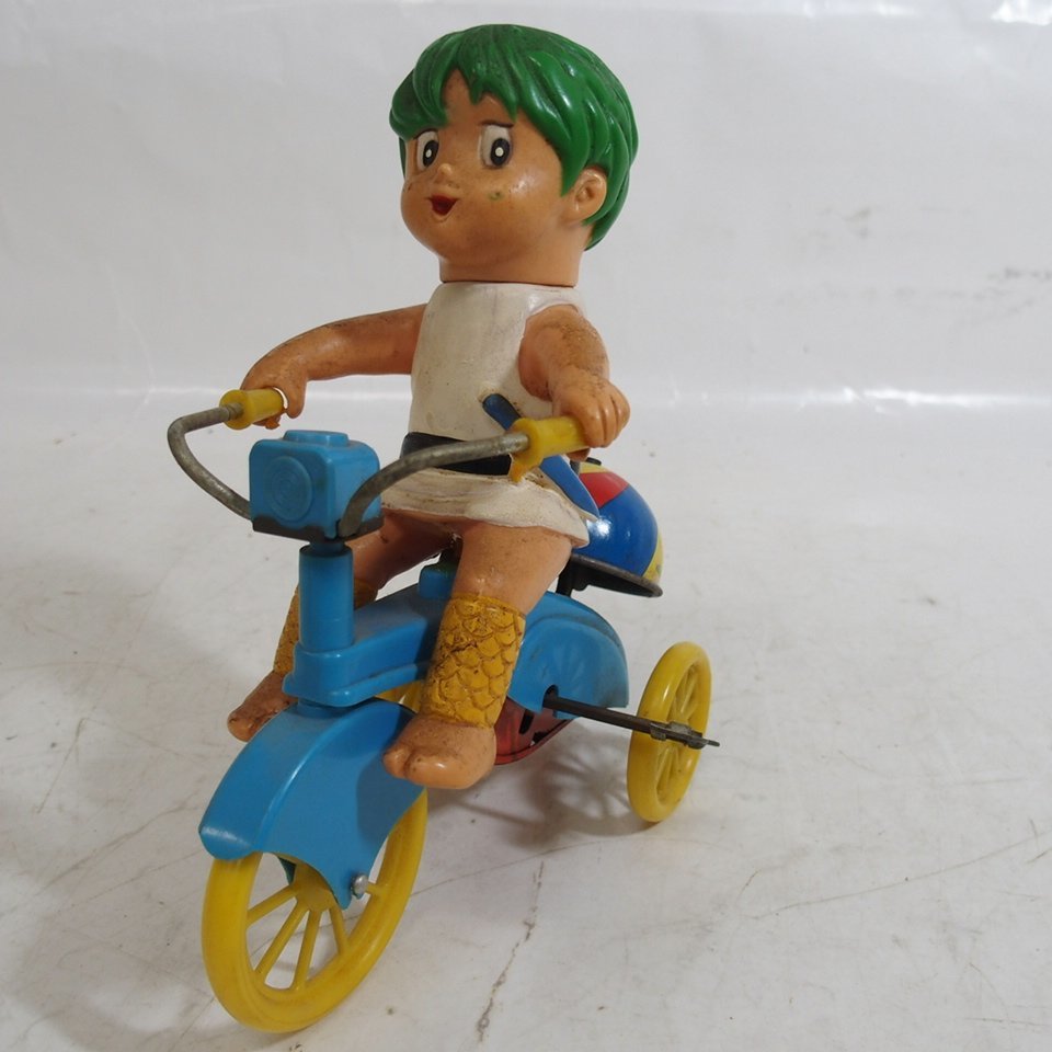 f002 G 昭和レトロ 自転車 人形 ソフビ ブリキ ゼンマイ レトロ
