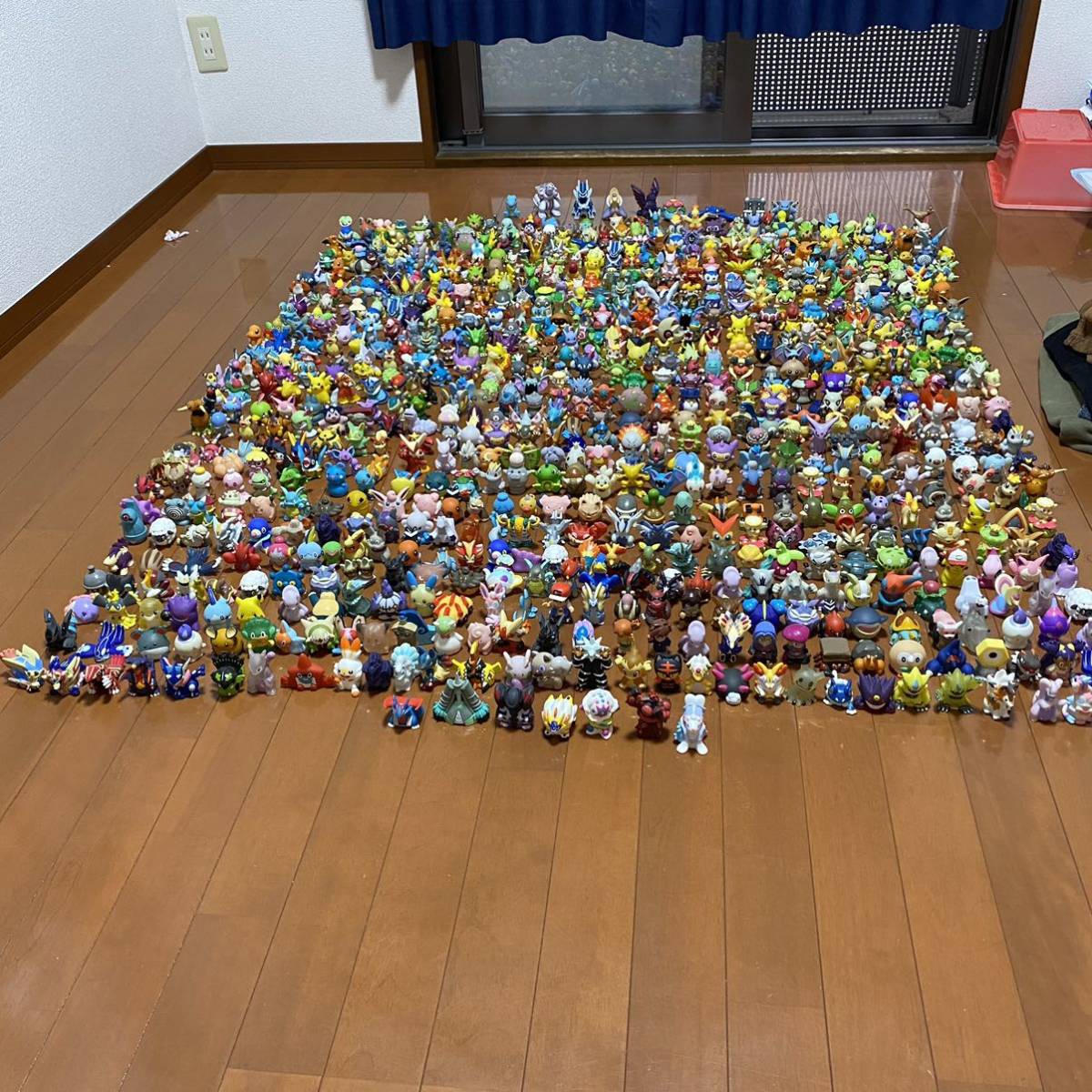 ポケモンキッズ 指人形 約800個 ソフビ アローラ ガラル メガシンカ 