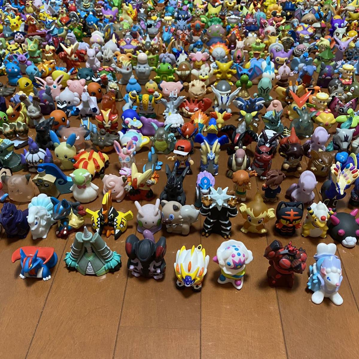 ポケモンキッズ 指人形 約800個 ソフビ アローラ ガラル メガシンカ