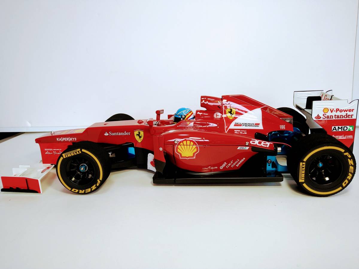 タミヤ F104 未使用ボディ F2012仕様ボディとウイング前後の3点が出品 