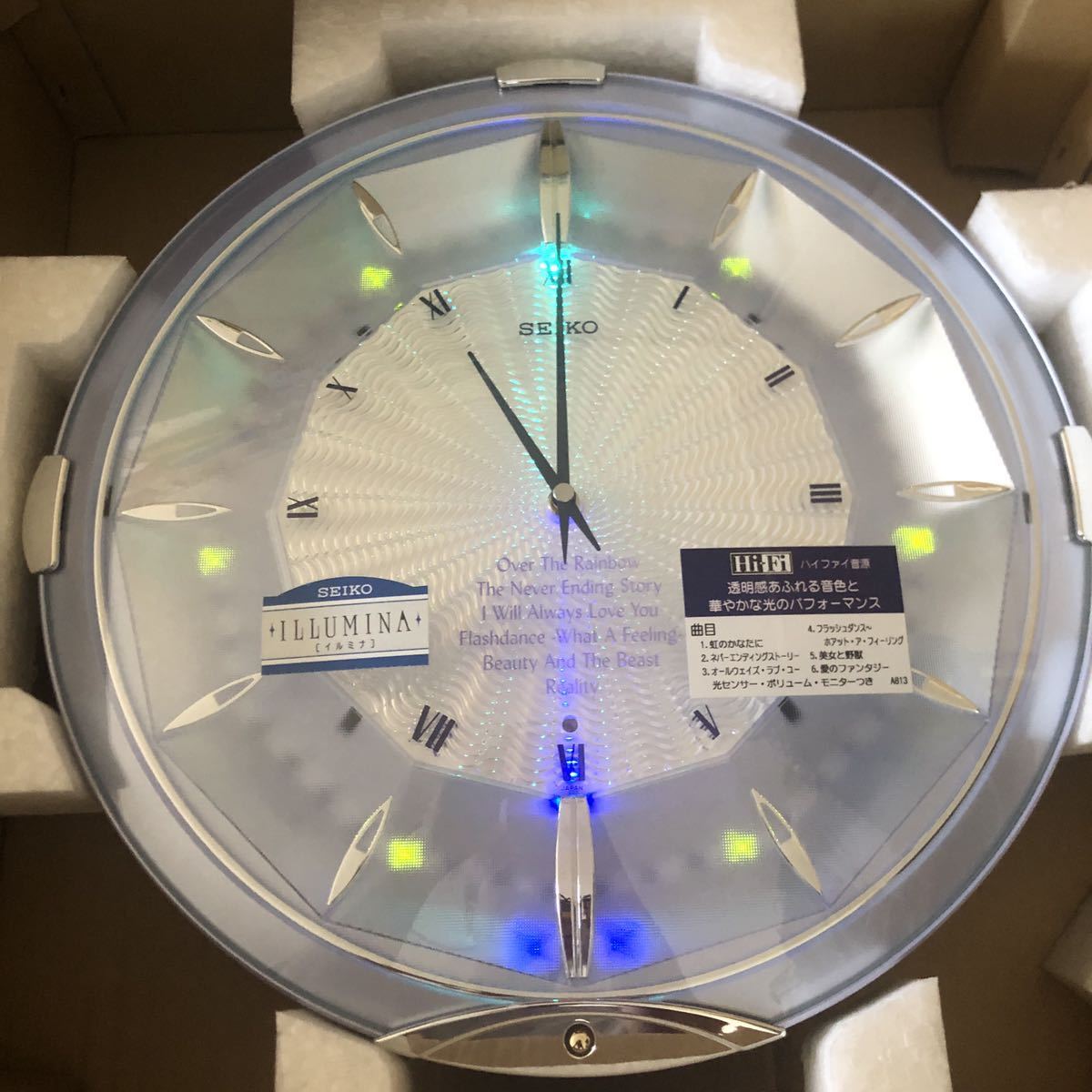 ★SEIKO セイコー イルミナ からくり時計　中古 送料無料】SEIKO/セイコー LEDメロディ時計【イルミナ RE545L】壁