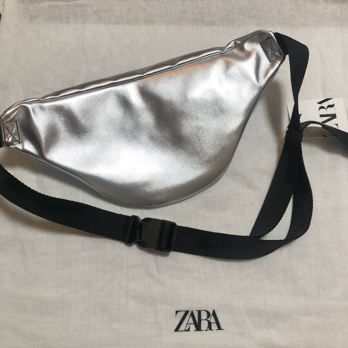 2022新品タグ付き ZARA ザラ 完売品 2022 メタリック シルバー ボディ 