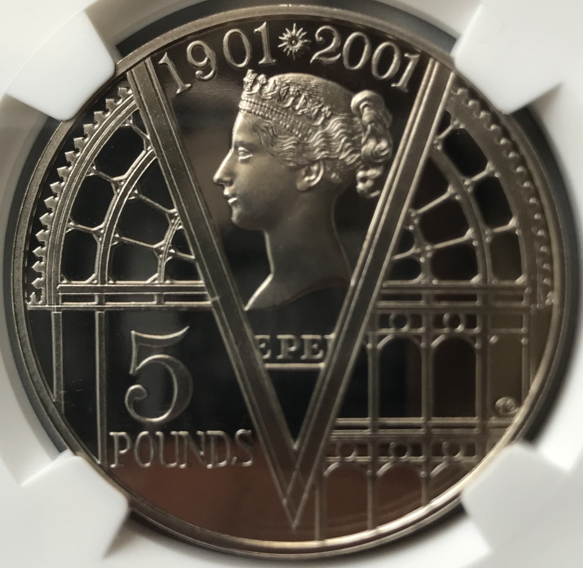 イギリス 2001 ヴィクトリア女王没後100周年 5ポンド プルーフ 銀貨