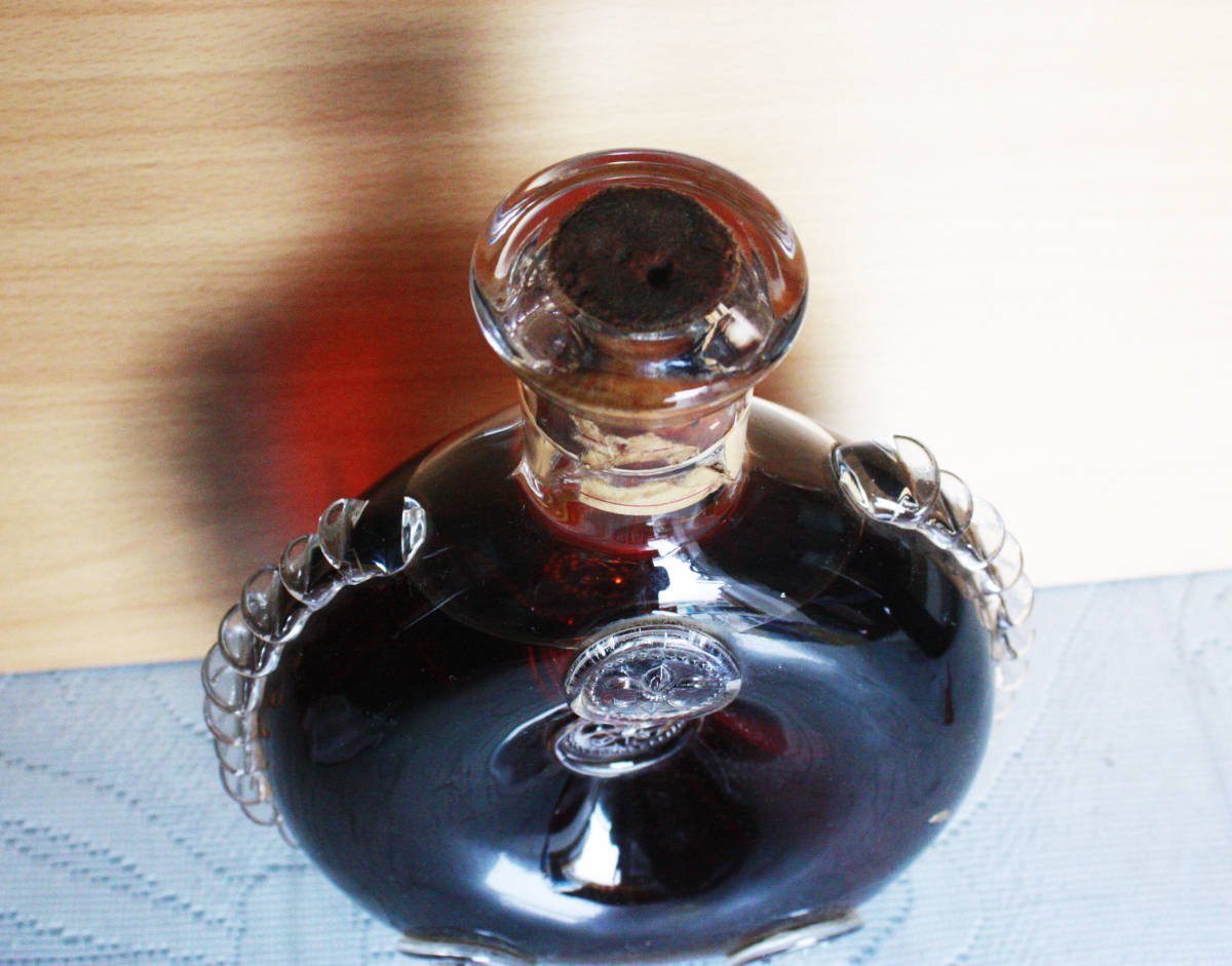 レミーマルタン REMY MARTIN ルイ13世 未開栓 バカラボトル 700ml 