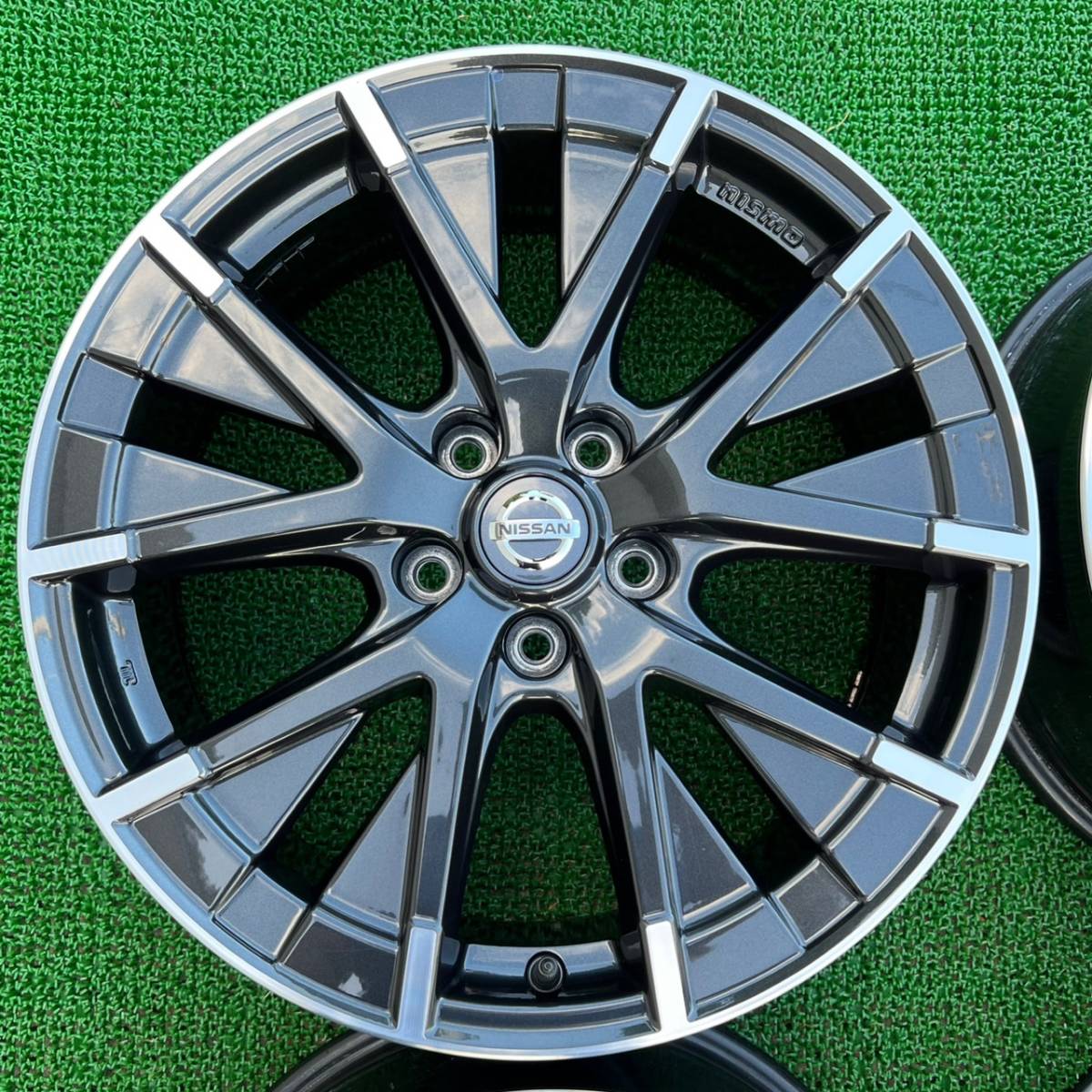 日産 リーフニスモNISMO 純正アルミホイール 18インチ・4本(5穴)｜売買 