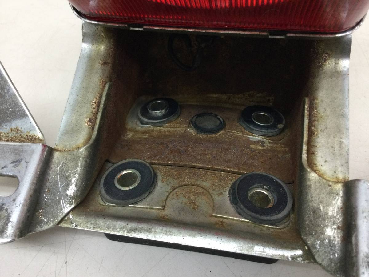 YAMAHA ヤマハ 純正 テールランプ STANLEY 040-5630 パーツ