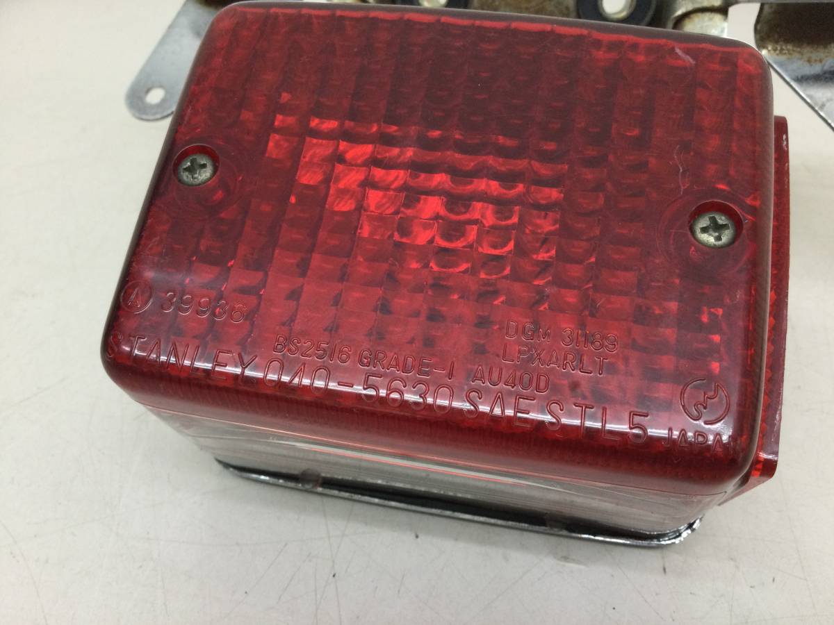 バイクテールランプ STANLEY 040-5630 YAMAHA ヤマハ 純正 テールランプ STANLEY 040-5630 パーツ