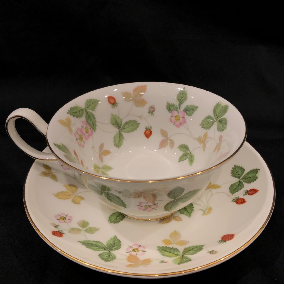 ☆Wedgwood ウェッジウッド ワイルドストロベリー カップ＆ソーサー 5