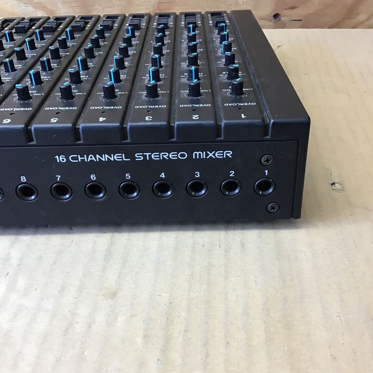 低価，大得価 ♪BOSS ボス BX-16 ステレオミキサー 現状品
