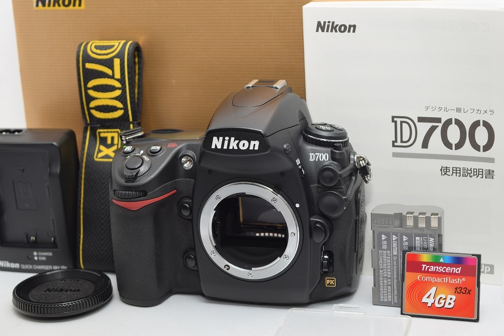 極上 Nikon D700 ボディ shot数 6,383！