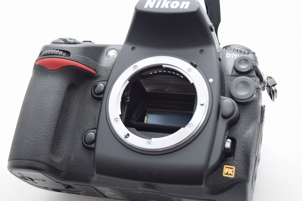 極上 Nikon D700 ボディ shot数 6,383！