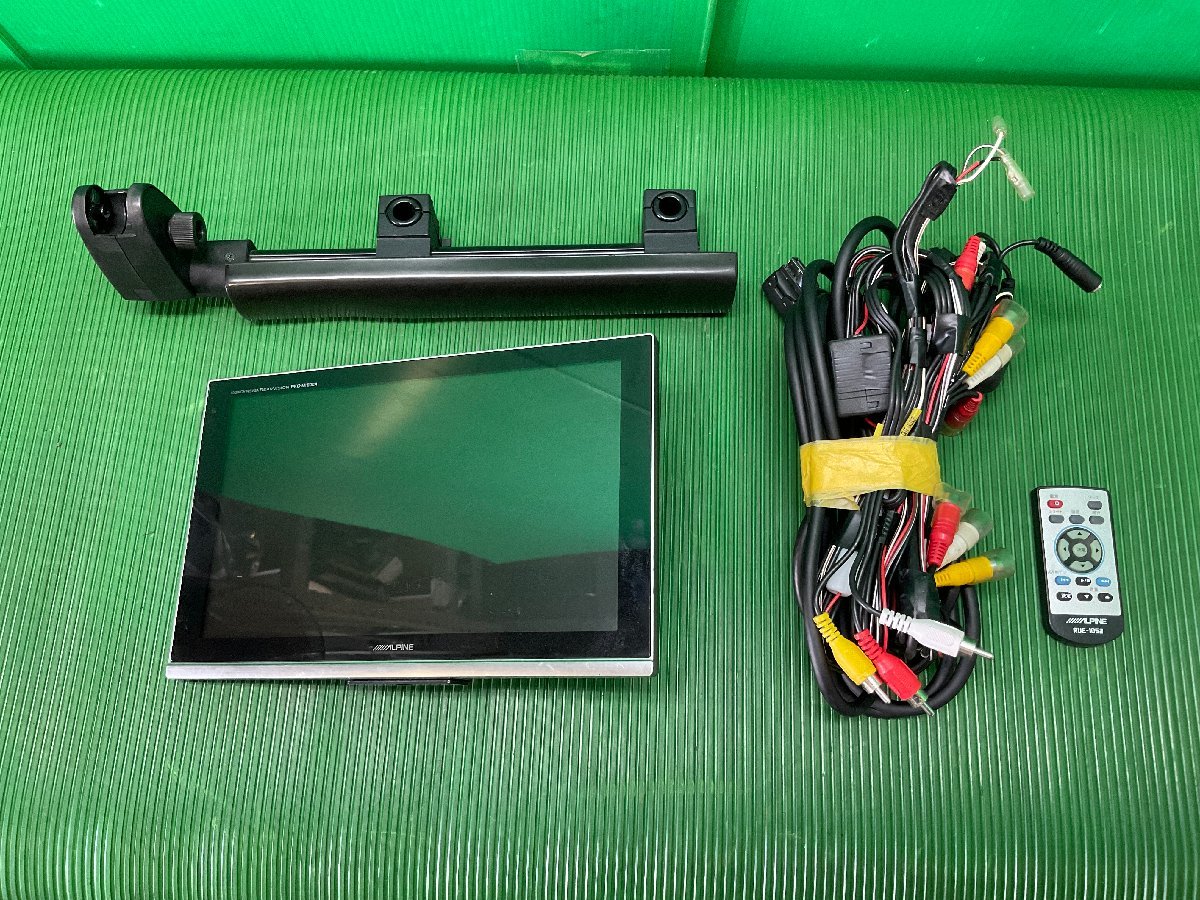  アルパイン PKG-M1000A リアモニター 10.2インチ ヘッドレスト リモコン ステー 保証付き Guaranteed Sales 32248 Y008(10インチ～)｜売買されたオークション情報、yahooの商品情報をアーカイブ公開 - オー 10インチ～