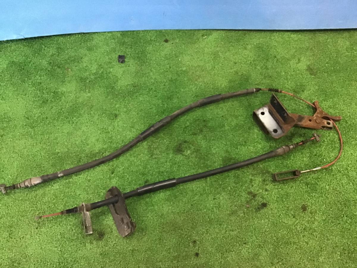 日産 スカイライン DR30 昭和59年 後期 鉄仮面 純正 FJ20 ターボC 2ドア サイドブレーキ ワイヤー