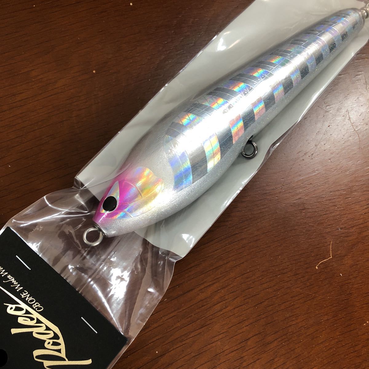 フィッシング ロデオ200 ストライプ／シルバー CBONE G812