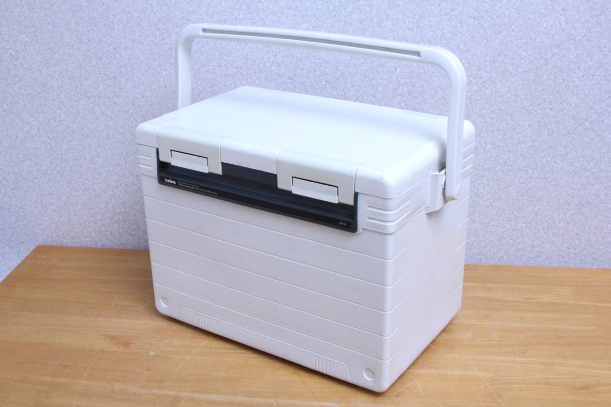 100%新品，定番 Daiwa ダイワ クーラーボックス 約45&times;22&times;28cm 釣り フィッシング アウトドア 7/2-15(その他)｜売買されたオークション情報、yahooの商品情報をアーカイブ公開 - オークファン その他