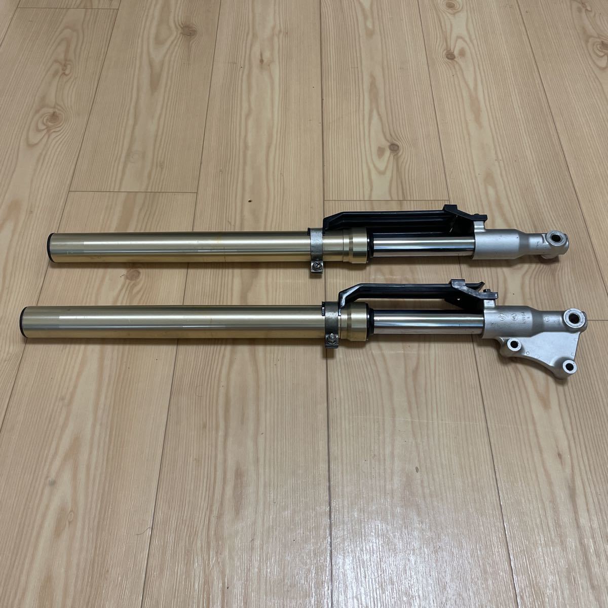 KSR110 フロントフォーク 両右セット Car / Motorcycle / Bicycle