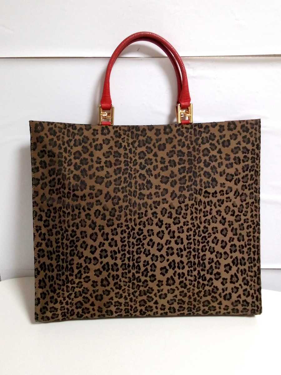D162-120◇ FENDI フェンディ レディース ヒョウ 豹柄 レオパード 赤