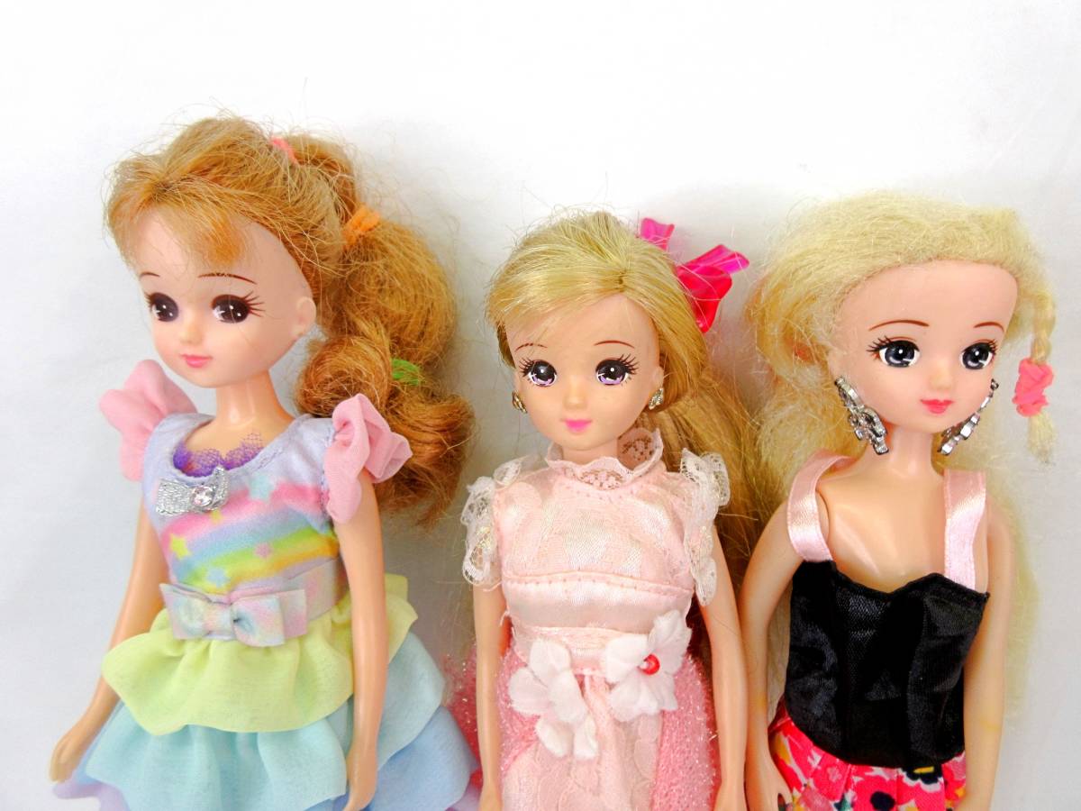 C 2 Takara Tomy 他 リカちゃん人形 ディズニープリンセスドール など いろいろ ジェニー アリエル ベル バービー 他 全17体 人形 売買されたオークション情報 Yahooの商品情報をアーカイブ公開 オークファン Aucfan Com