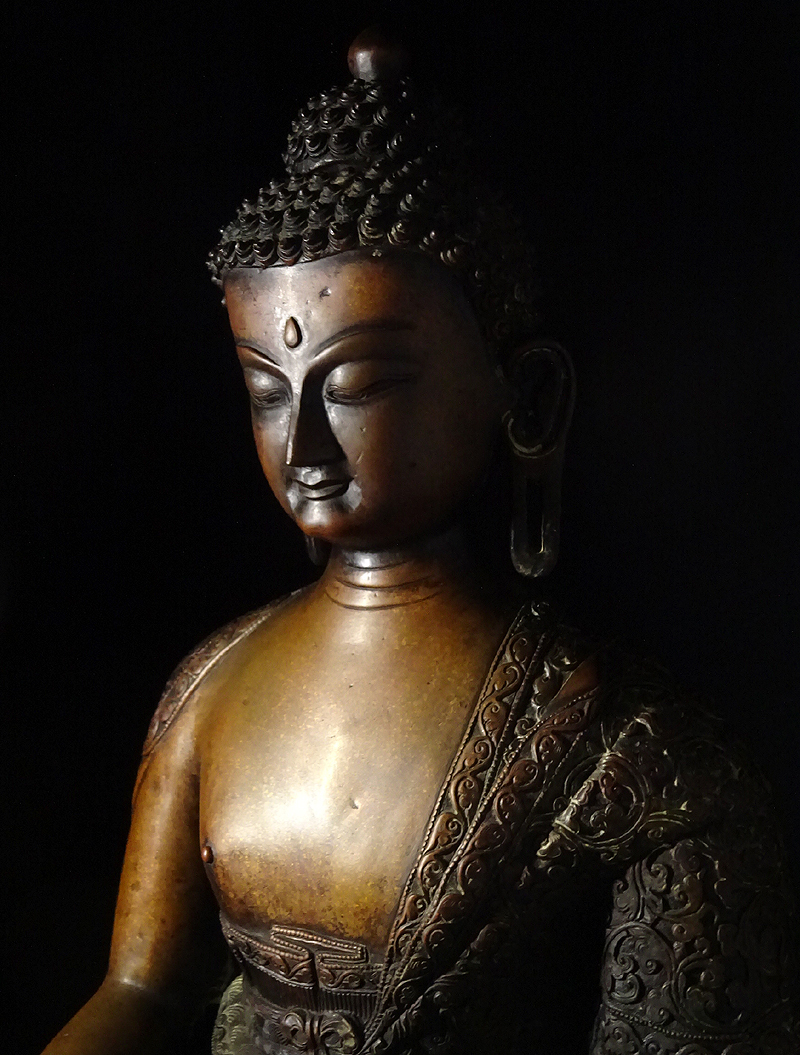 緑屋zc□ 中国古玩 銅製 チベット仏 釈迦如来像 仏像 唐物 時代物 i9/3