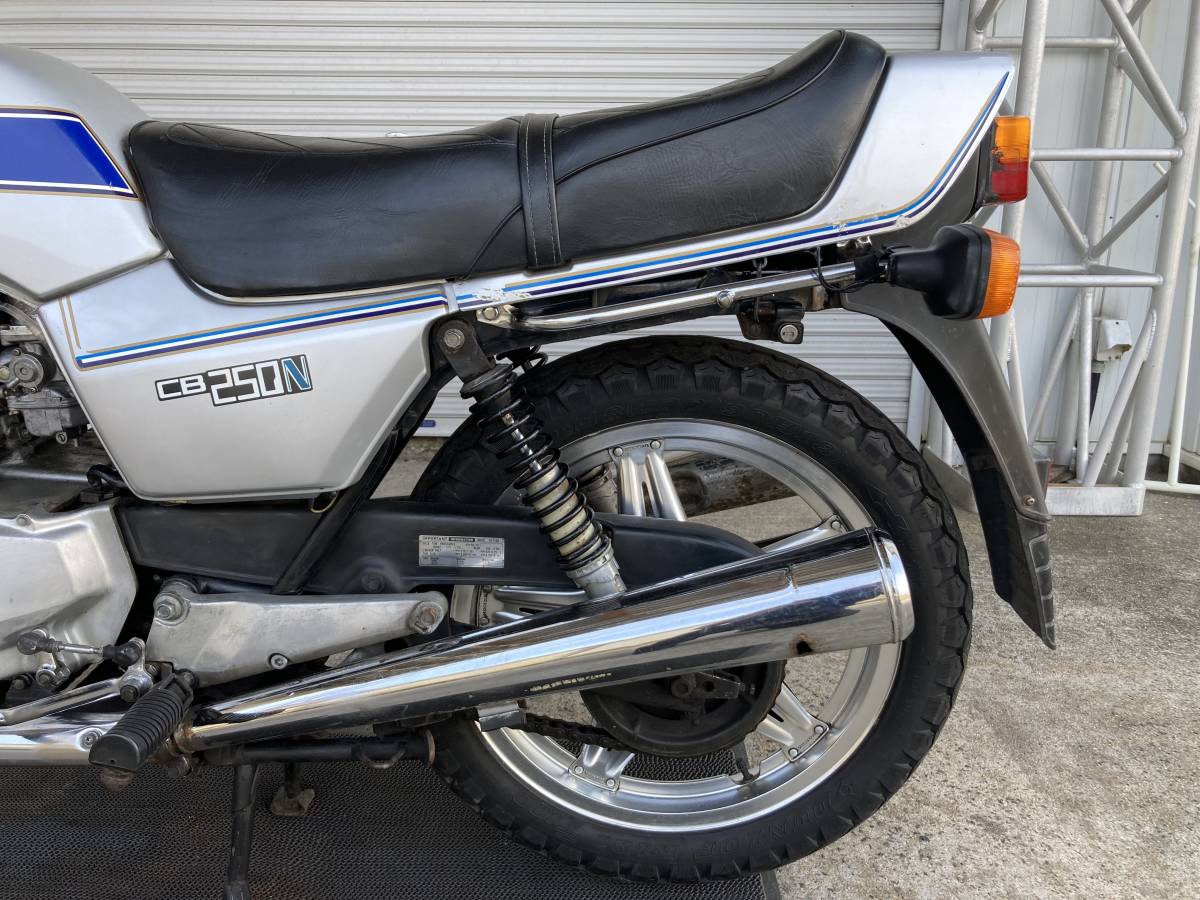 輸入旧車.国内登録済.自賠責保険1年付】ホンダ CB250N 銀青34718 程度 輸入旧車.国内登録済.自賠責保険1年付】ホンダ CB250N 銀青34718 程度