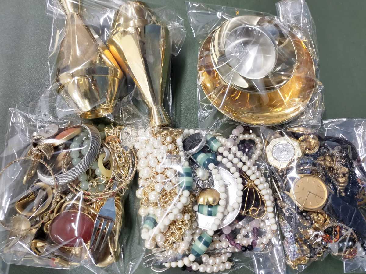 011 遺品整理品 ネックレス 時計 女性アクセサリーなど 無選別まとめ 
