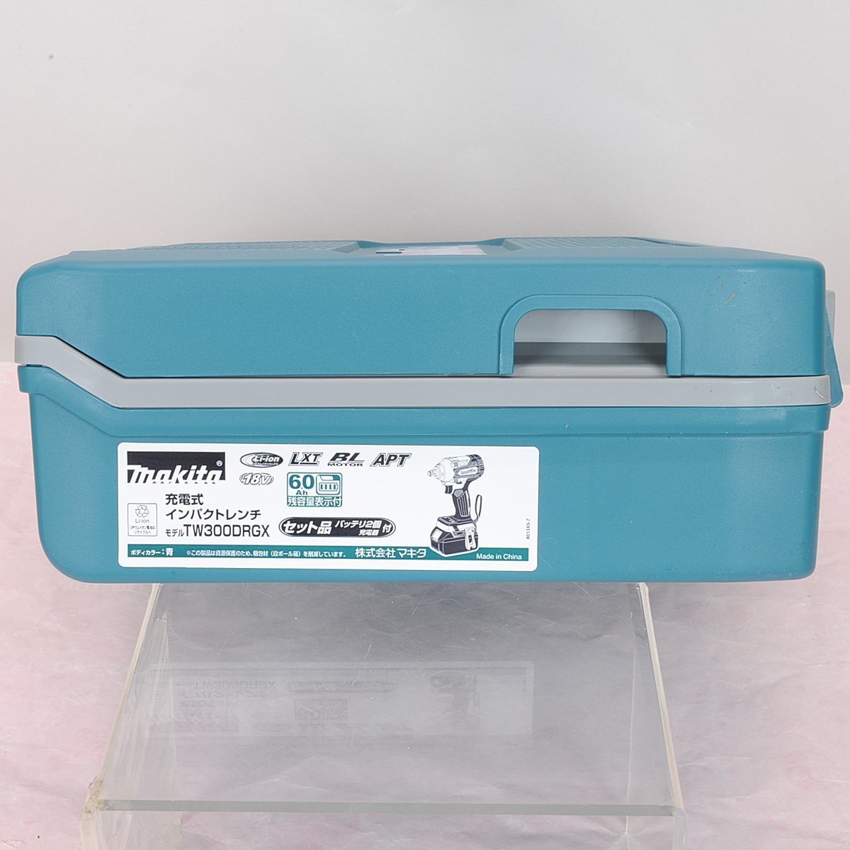 未使用 マキタ 充電式インパクトレンチ TW300DRGX 18V 6.0Ah 送料無料 シール剥がれ【K61_2】 充電器 バッテリ2本 makita 純正 セット マキタ TW300DRGX 充電式インパクトレンチ 充電式 RH-7814未使用品（展示品） ①公式