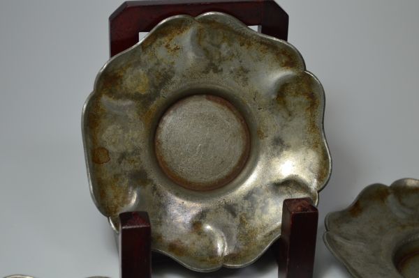 岡黒/龍 中国古玩・煎茶具/茶托・本錫製茶托/金利老店款・斑文錫六角