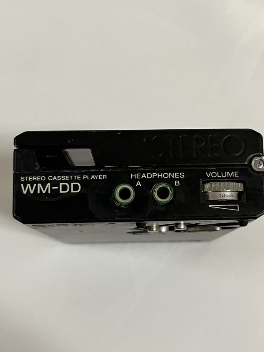 K20201216 SONY WALKMAN WM-DD ソニー カセットウォークマン ブラック ジャンク Sony WM-DD Walkman Rare] Red WM-DDII