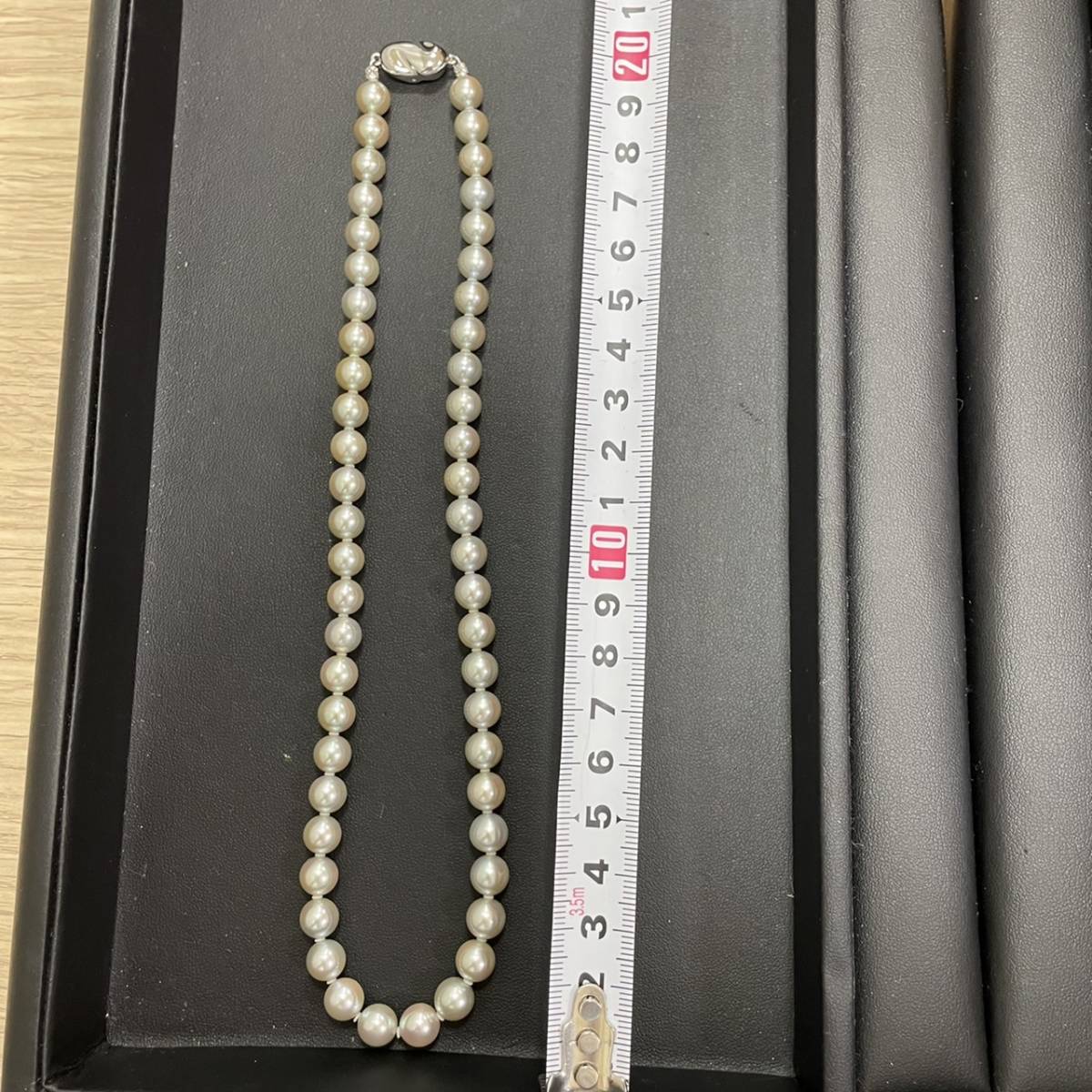 5122C【美品】フェイクパール ネックレス 留め具「SILVER PAT. PENDING 