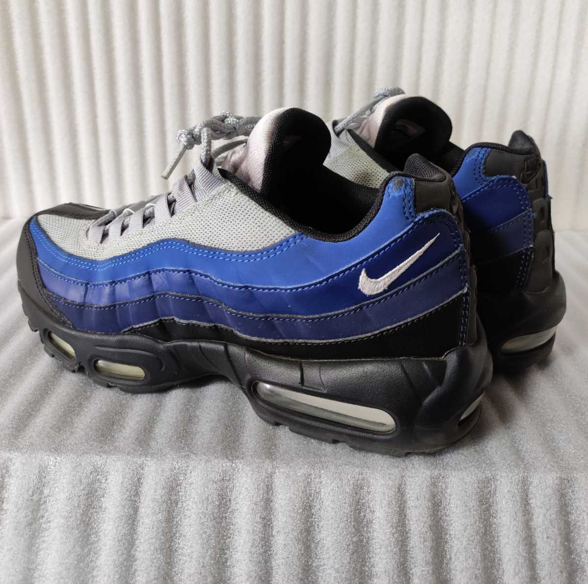 NIKE AIR MAX 95 ESSENTIAL 749766-023 US9 27cm ナイキ エアマックス 