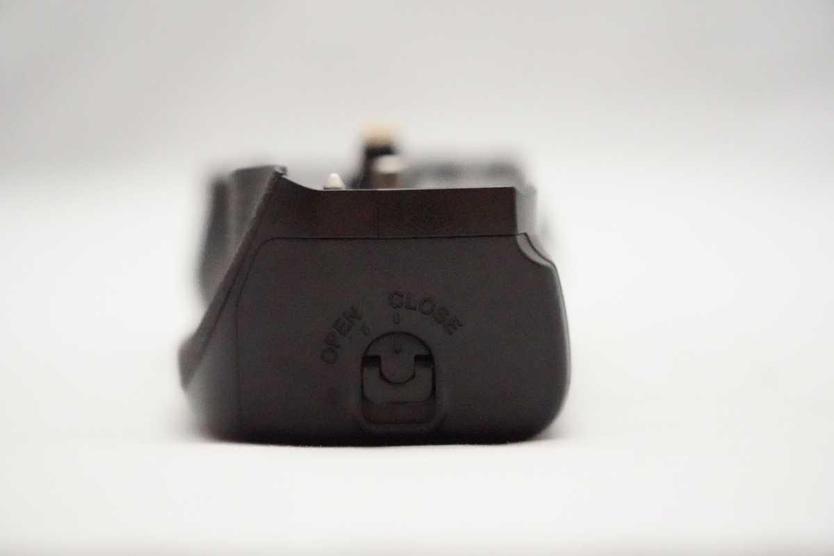 ☆実用品☆ ペンタックス バッテリーグリップ D-BG2 PENTAX BATTERY 